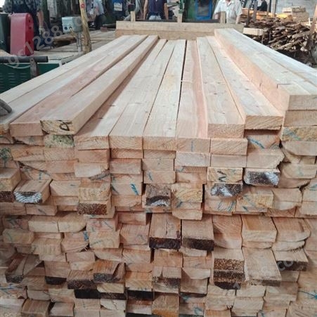 禄森木业工地建筑木方种类繁多辐射松集成材山东建筑方木批发厂家直发
