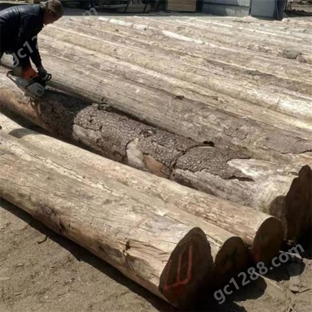 建筑木方规格尺寸 厂家批发4*7建筑方木价格低 原木材建筑方木材质