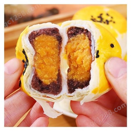 蛋黄酥  供应海鸭蛋黄酥  网红零食小吃厂家批发