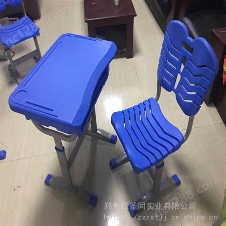 信阳学生课桌椅厂家【前程】单人学生课桌椅