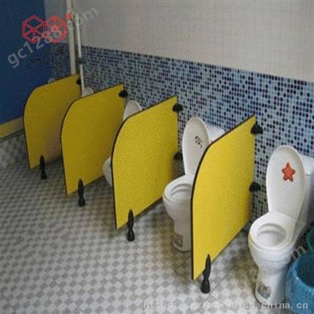 儿童蹲厕公共卫生间隔断卫生间彩色挡板幼儿园小便防潮板材隔板