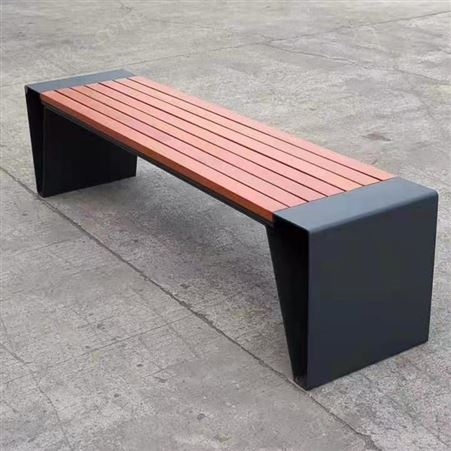 户外公园椅广场休息塑木钢板烤漆异形座凳景区实木不锈钢长条凳